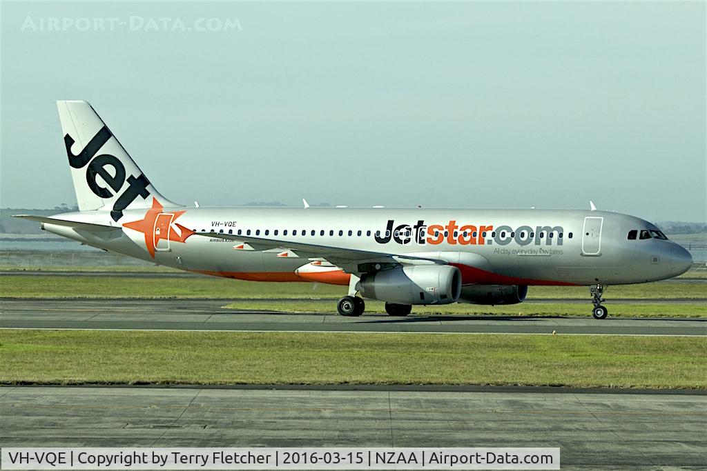 VH-VQE, 2008 Airbus A320-232 C/N 3495, At Auckland International