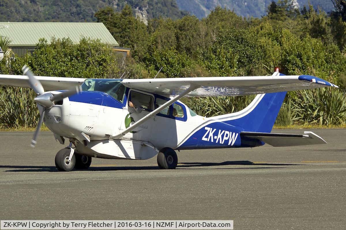 ZK-KPW, Cessna U206G Stationair C/N U20603593, At Milford Sound , South Island , New Zealand