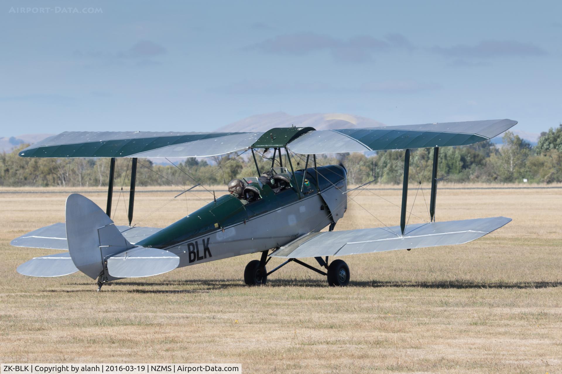 ZK-BLK, De Havilland DH-82A Tiger Moth II C/N 82812, Giving rides at Masterton