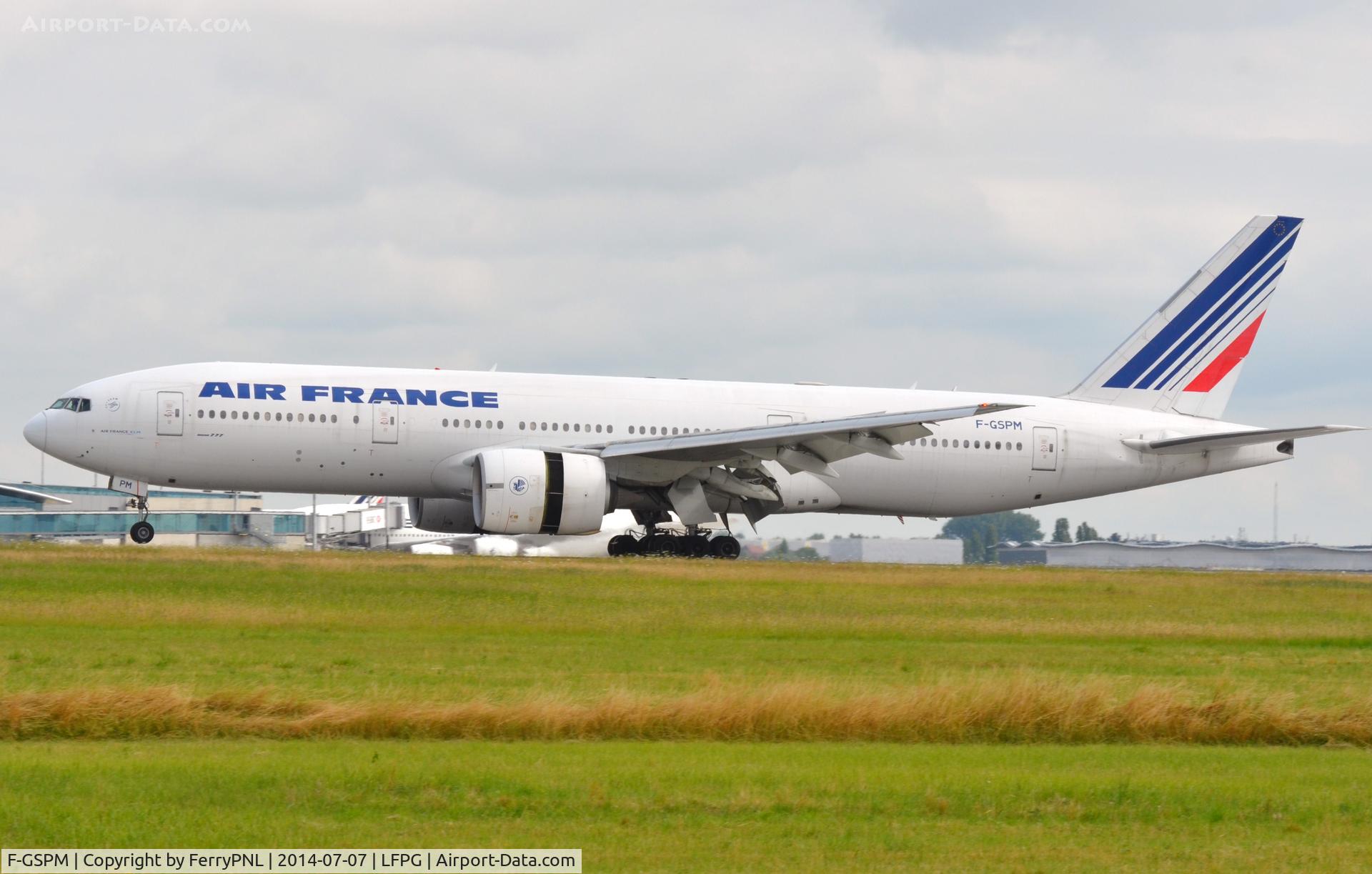 F-GSPM, 2000 Boeing 777-228/ER C/N 30456, Air France B772 touching down.