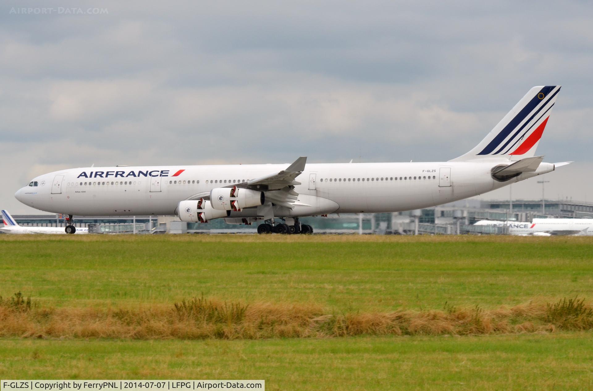 F-GLZS, 1999 Airbus A340-313X C/N 310, Air France A343 landed in CDG.