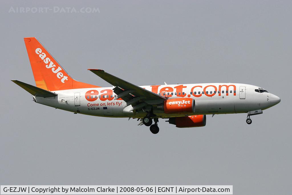 G-EZJW, 2003 Boeing 737-73V C/N 32418, Boeing 737-73V on approach to 07 at Newcastle Airport, May 2008.