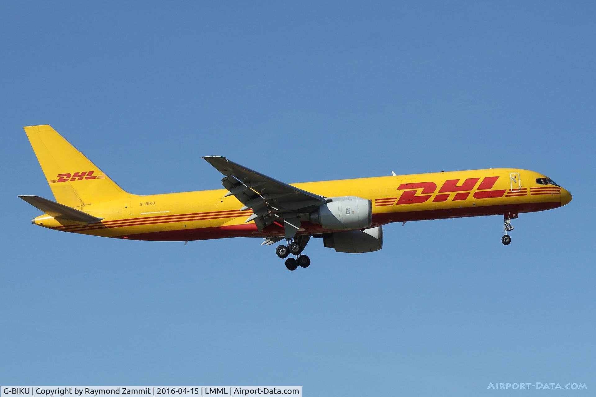 G-BIKU, 1985 Boeing 757-236/SF C/N 23399, B757 G-BIKU DHL
