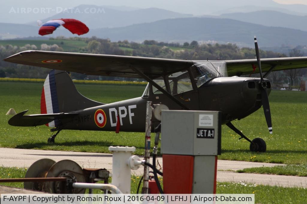 F-AYPF, 1959 Cessna O-1E (L-19A-CE) Bird Dog C/N 24705, Parked