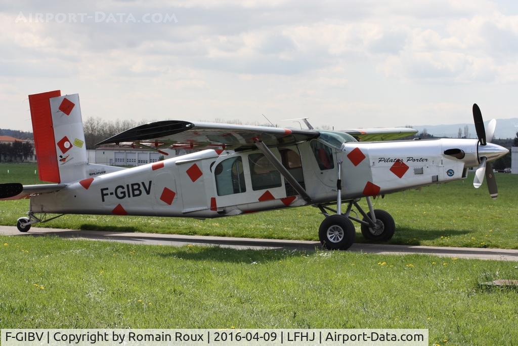 F-GIBV, Pilatus PC-6/B2-H2 C/N 651, Parked