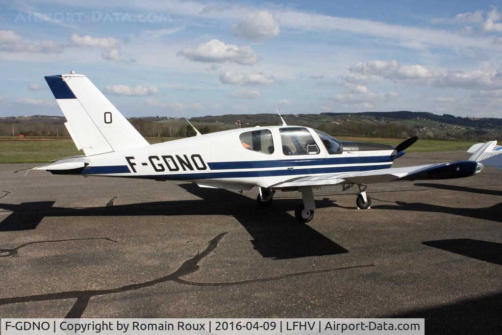 F-GDNO, Socata TB-20 C/N 437, Parked
