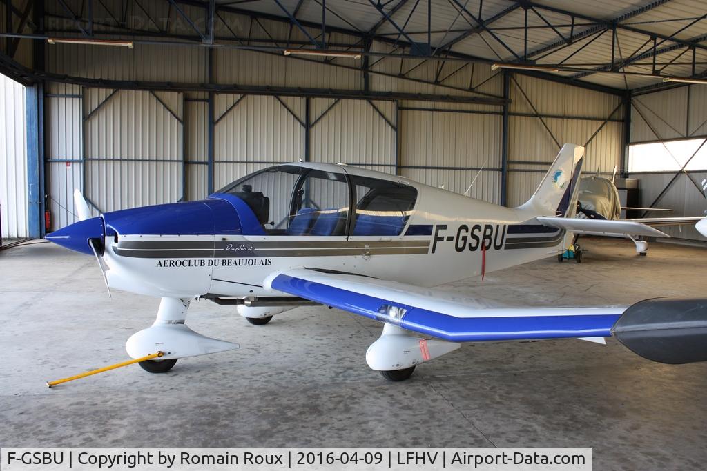 F-GSBU, Robin DR-400-140B Major C/N 2369, Parked