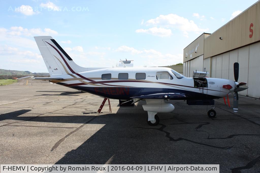 F-HEMV, 2007 Piper PA-46-500TP Malibu Meridian C/N 4697337, Parked