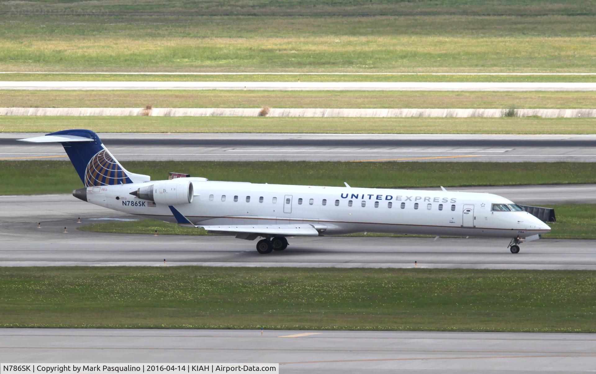 N786SK, 2009 Bombardier CRJ-700 (CL-600-2C10) Regional Jet C/N 10286, CL-600-2C10