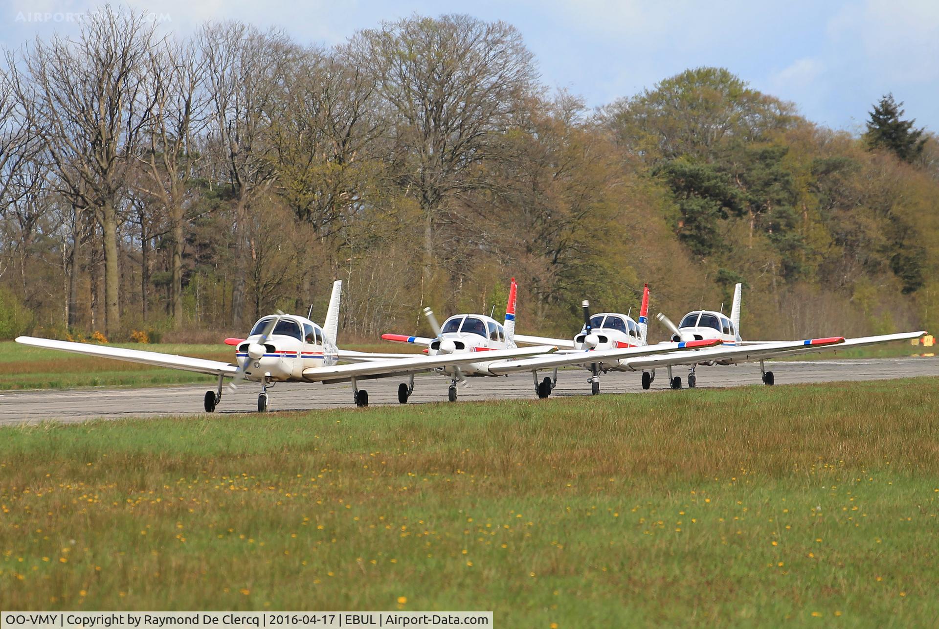 OO-VMY, 2007 Piper PA-28-161 C/N 2842287, Formationteam THE VICTORS returning to base after their flying display. OO-VMY - OO-EBU - OO-VCU - OO-VMC.