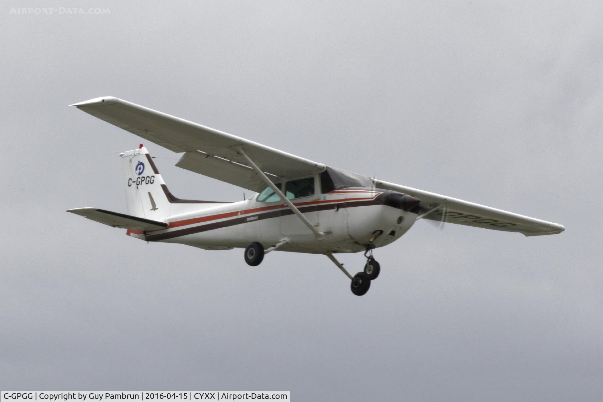 C-GPGG, 1980 Cessna 172P C/N 17274282, Landing