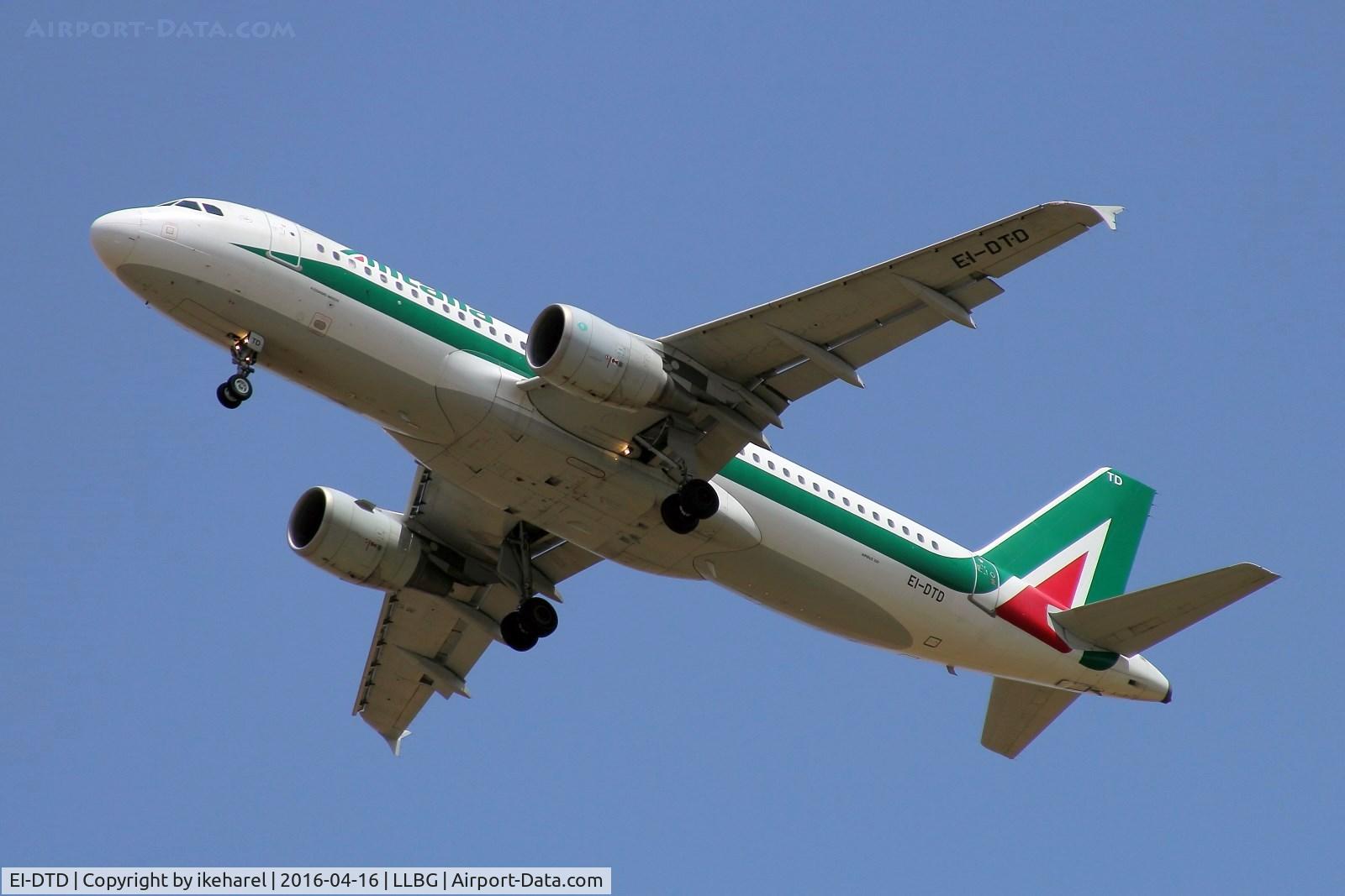 EI-DTD, 2009 Airbus A320-216 C/N 3846, Landing from Roma, Italia.