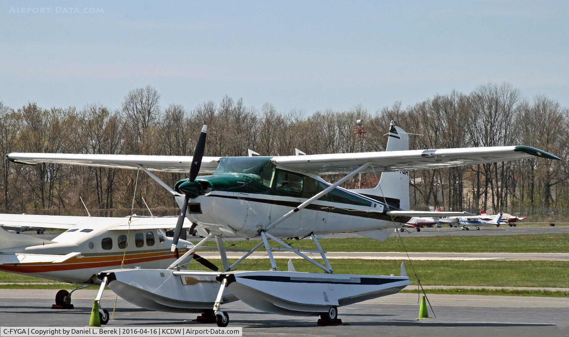 C-FYGA, 1969 Cessna 180H Skywagon C/N 18052001, Seeing this Canadian-registered floatplane was a very nice surprise!