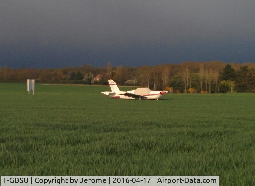 F-GBSU, Socata Rallye 110ST Galopin C/N 3269, Emergency landing in a field near Dampierre )(F78)