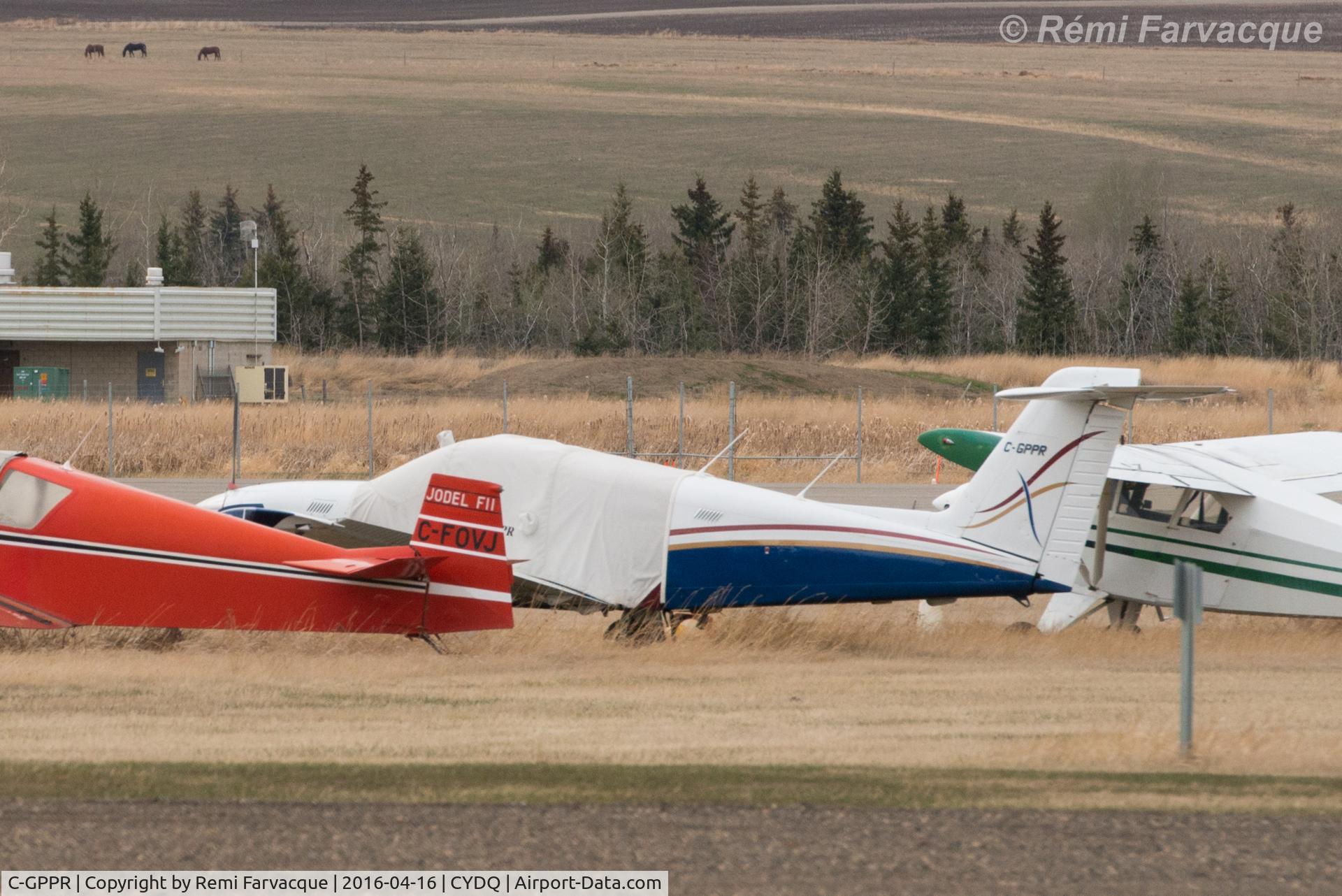 C-GPPR, 1982 Piper PA-28RT-201T Turbo Arrow IV C/N 28R-8231049, Under wraps.