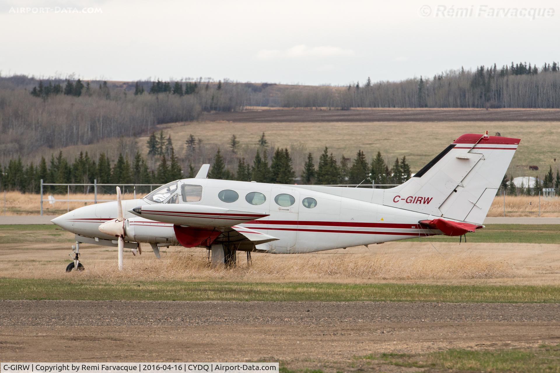 C-GIRW, 1970 Cessna 414 Chancellor C/N 414-0063, In the open.