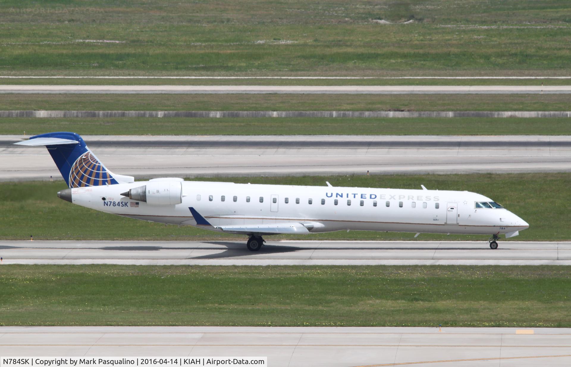 N784SK, 2009 Bombardier CRJ-700 (CL-600-2C10) Regional Jet C/N 10284, CL-600-2C10