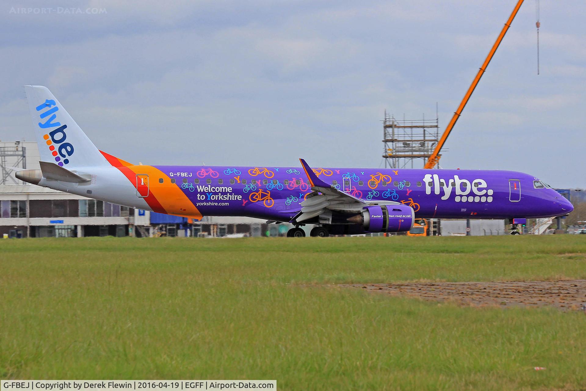 G-FBEJ, 2007 Embraer 195LR (ERJ-190-200LR) C/N 19000155, Embraer 195, Flybe, callsign Jersey 4TA, previously PT-SAK, painted in special Yorkshire colour scheme 20 3 2-16. seen landing on runway 12 out of Glasgow.