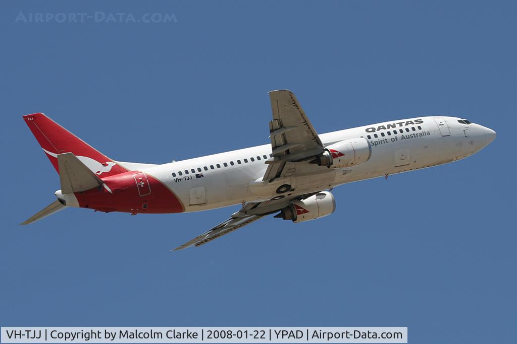 VH-TJJ, 1990 Boeing 737-476 C/N 24435, Boeing 737-476 on take-off from Adelaide Airport, January 2008.