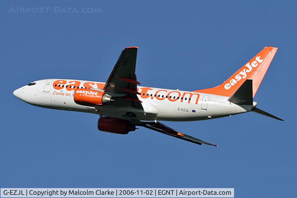 G-EZJL, 2002 Boeing 737-73V C/N 30247, Boeing 737-73V, Newcastle Airport, November 2006.