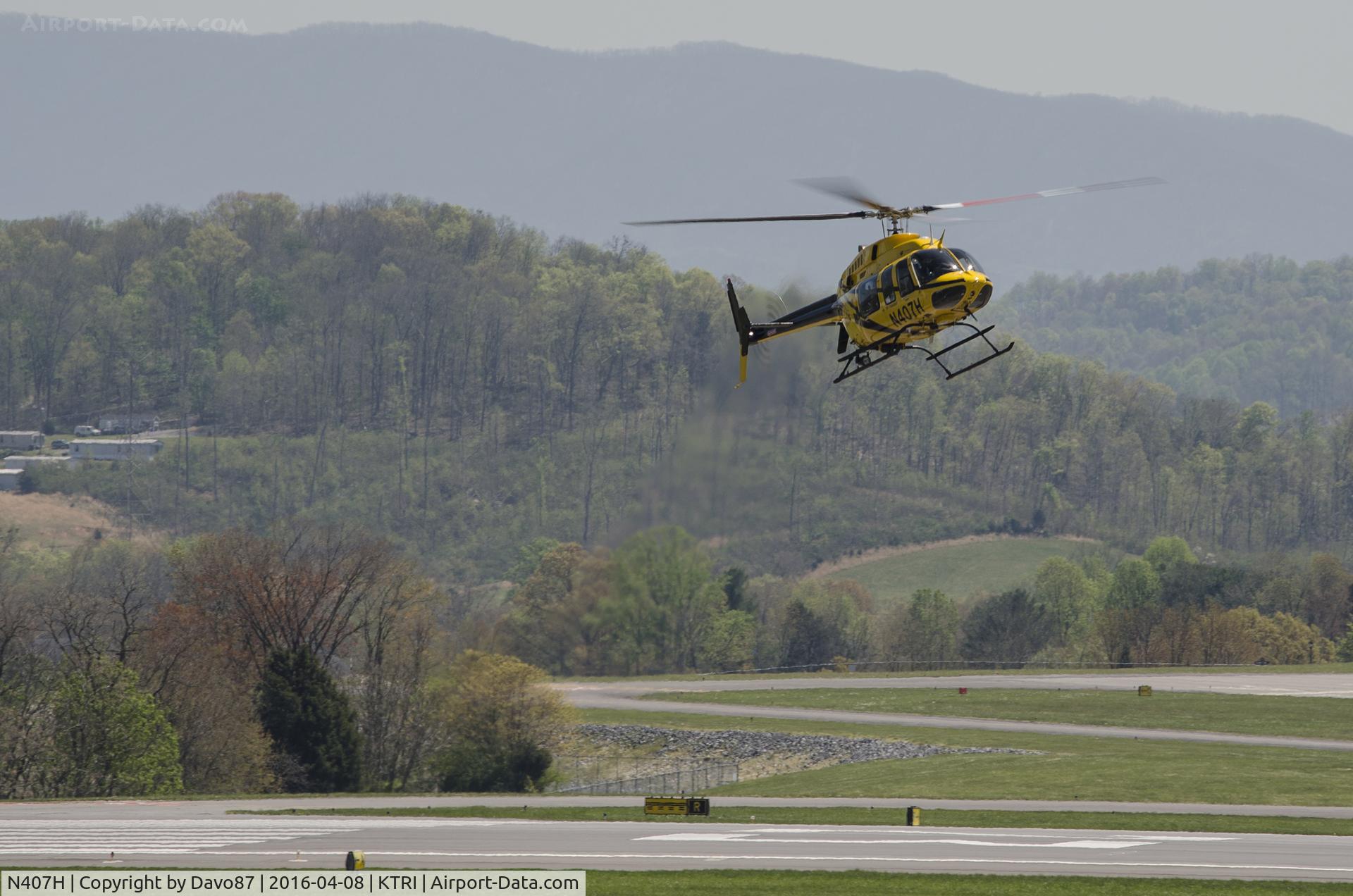N407H, 2000 Bell 407 C/N 53464, Wellmont Health Systems Air Ambulance comes in for a landing at Tri-Cities Airport in Blountville, TN on April 18th, 2016.