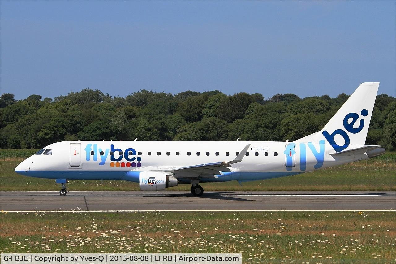 G-FBJE, 2012 Embraer 175STD (ERJ-170-200) C/N 17000336, Embraer ERJ-175STD, Taxiing to holding point rwy 07R, Brest-Bretagne airport (LFRB-BES)