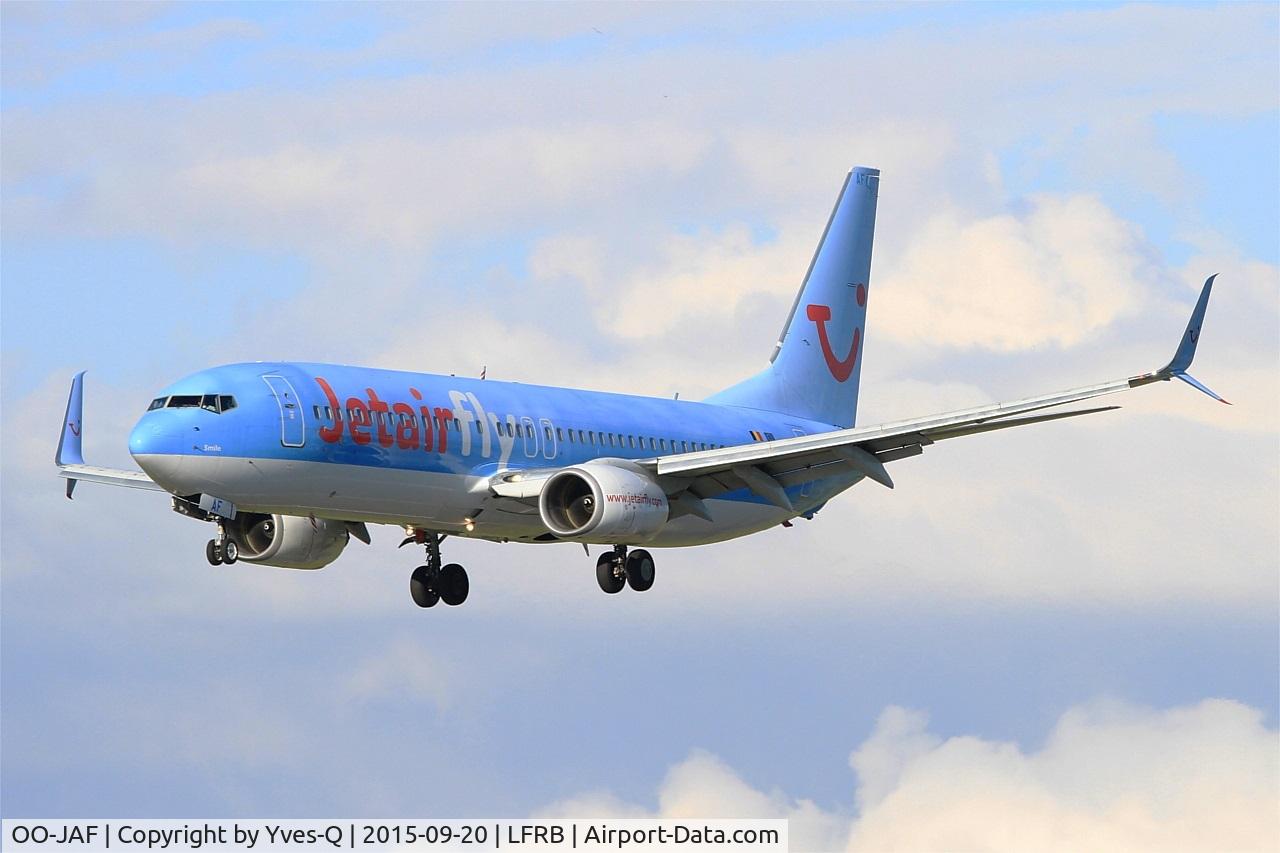 OO-JAF, 2007 Boeing 737-8K5 C/N 35133, Boeing 737-8K5, Short approach rwy 25L, Brest-Bretagne airport (LFRB-BES)