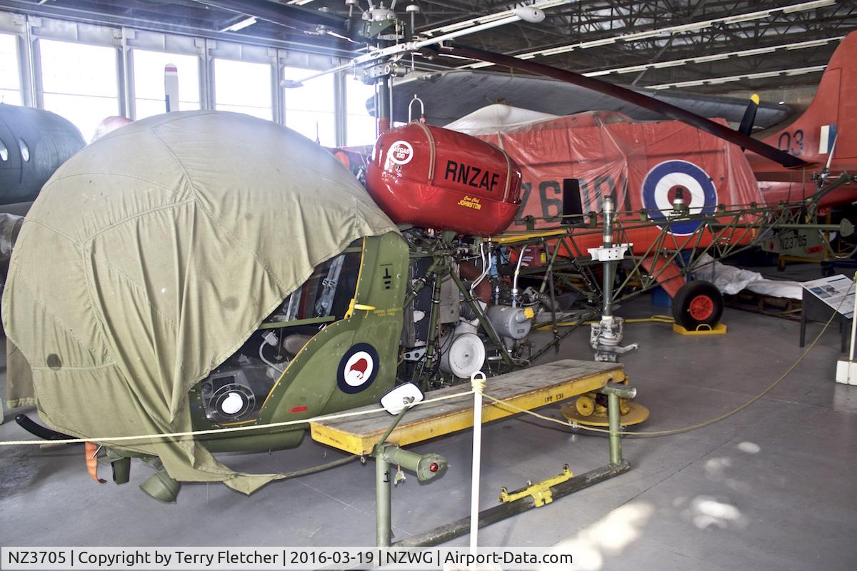 NZ3705, 1965 Bell 47G-3B-1 Sioux C/N 6518, At RNZAF Museum at Wigram