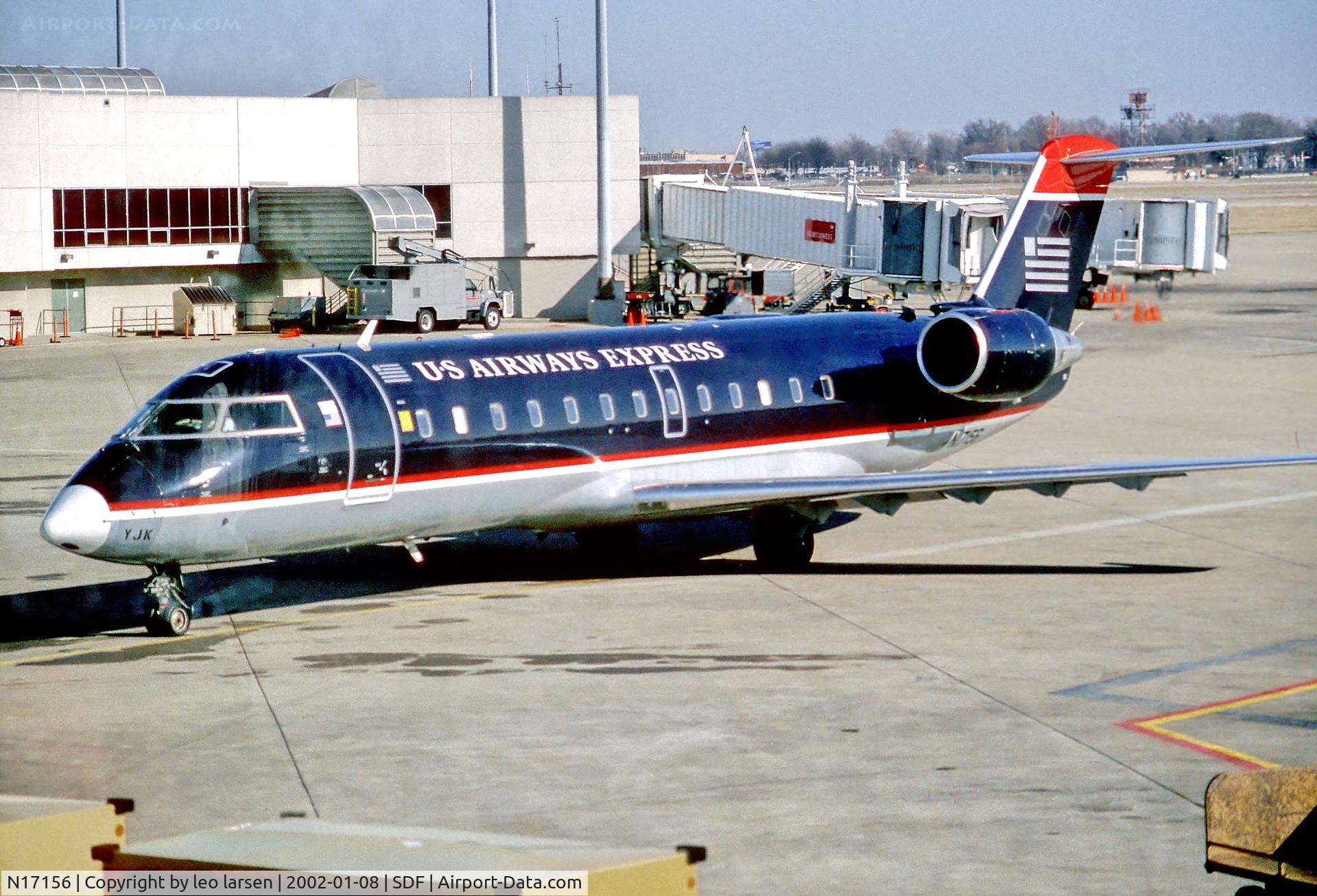 N17156, 1996 Canadair CRJ-200LR (CL-600-2B19) C/N 7156, SDF Louisville 8.1.02