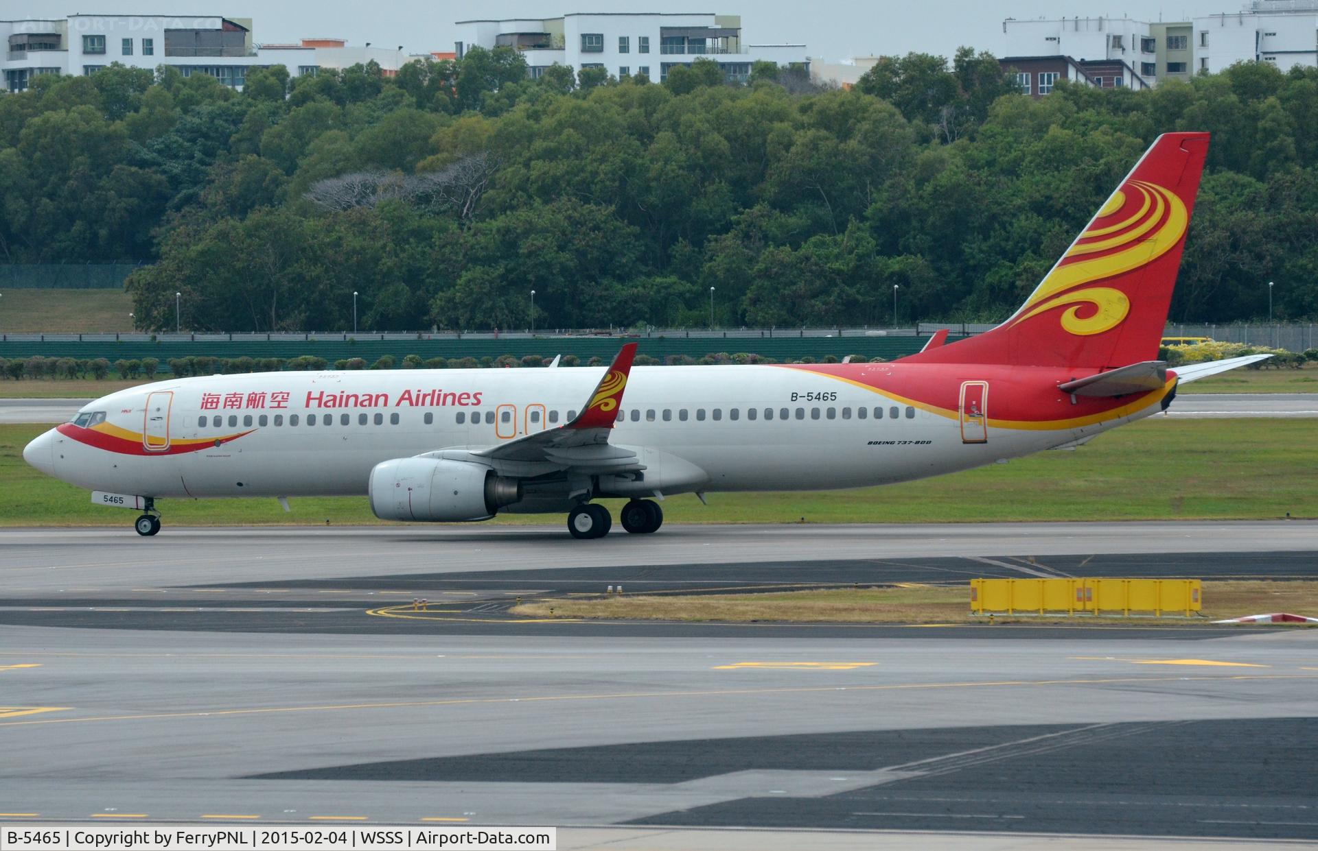 B-5465, 2009 Boeing 737-84P C/N 34033, Hainan B738 taxies to its gate