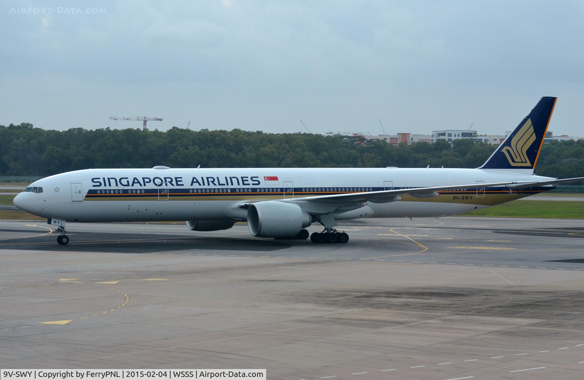 9V-SWY, 2014 Boeing 777-312/ER C/N 42238, Singapore B773 taxiing in.