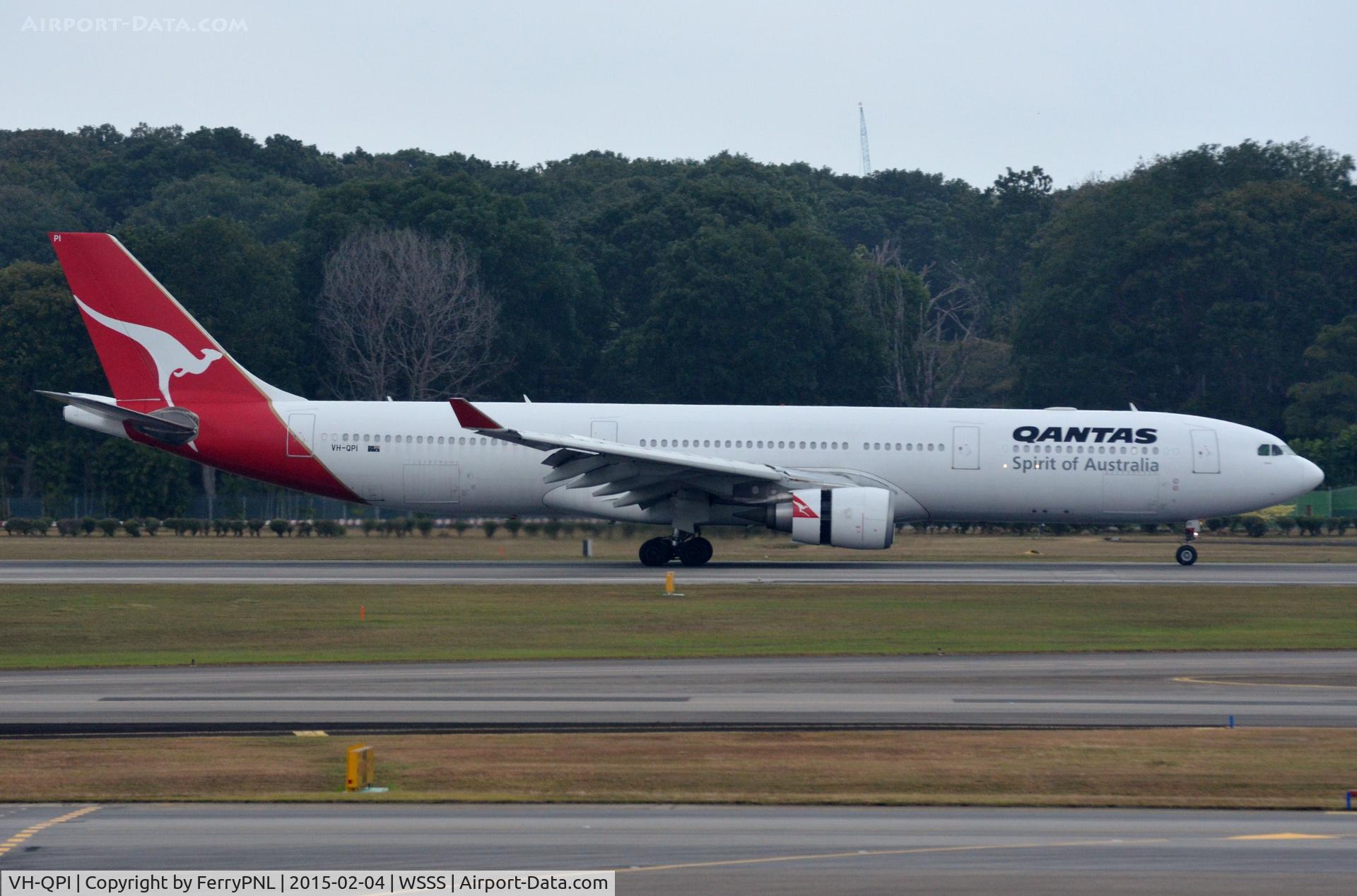 VH-QPI, 2005 Airbus A330-303 C/N 0705, Qantas A333 landing.