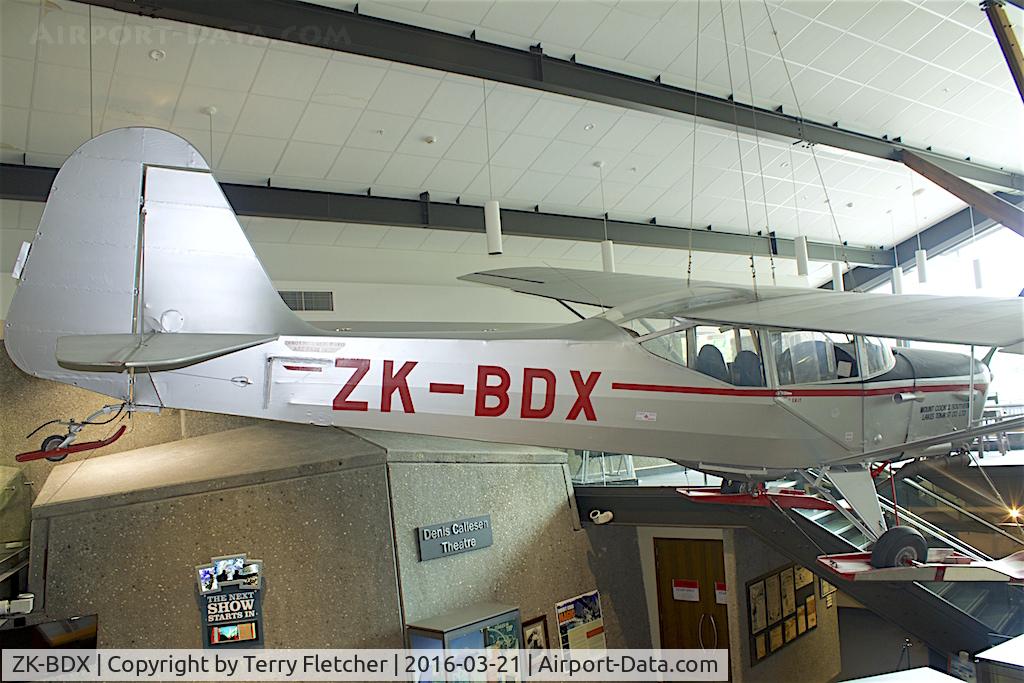 ZK-BDX, Auster J-1A Autocrat C/N 3122, At Mt.Cook Centre