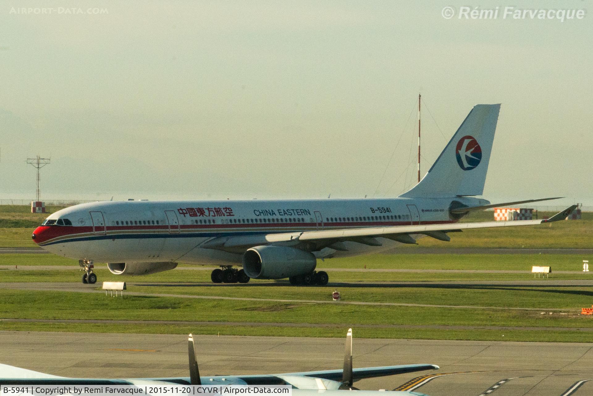 B-5941, 2013 Airbus A330-243 C/N 1494, Taxiing to south runway.