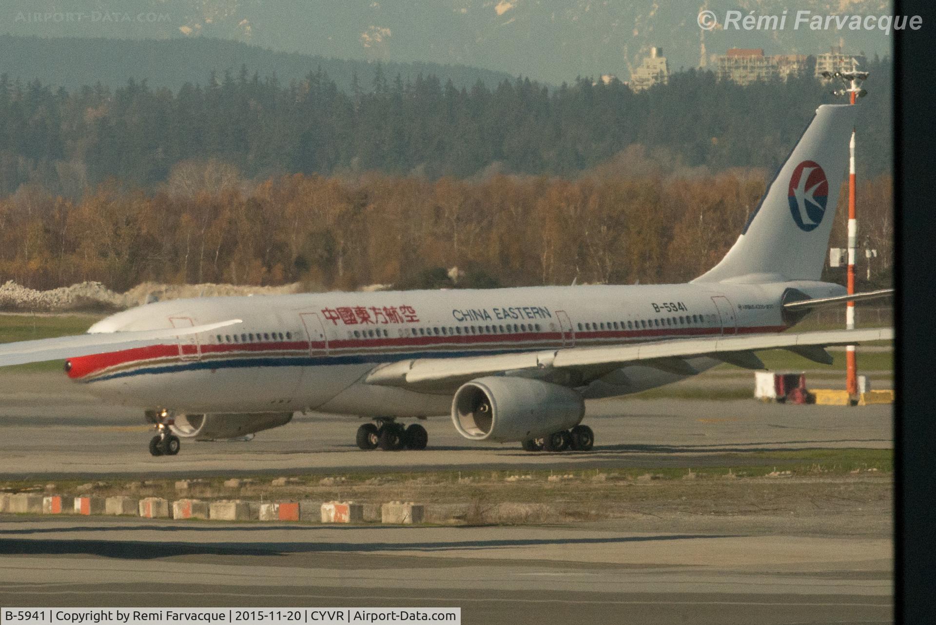 B-5941, 2013 Airbus A330-243 C/N 1494, Taxiing from landing to international.