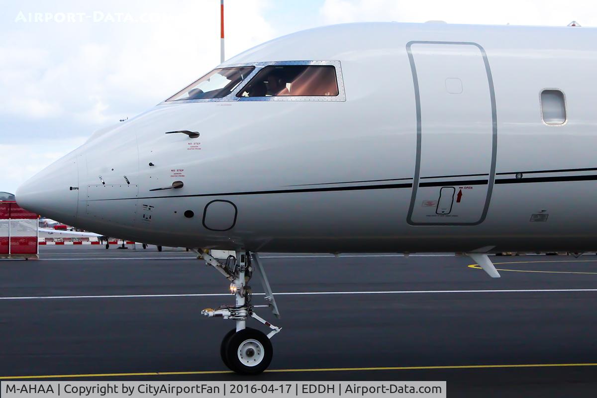 M-AHAA, 2012 Bombardier BD-700-1A10 Global 6000 C/N 9525, Private / Business Jet