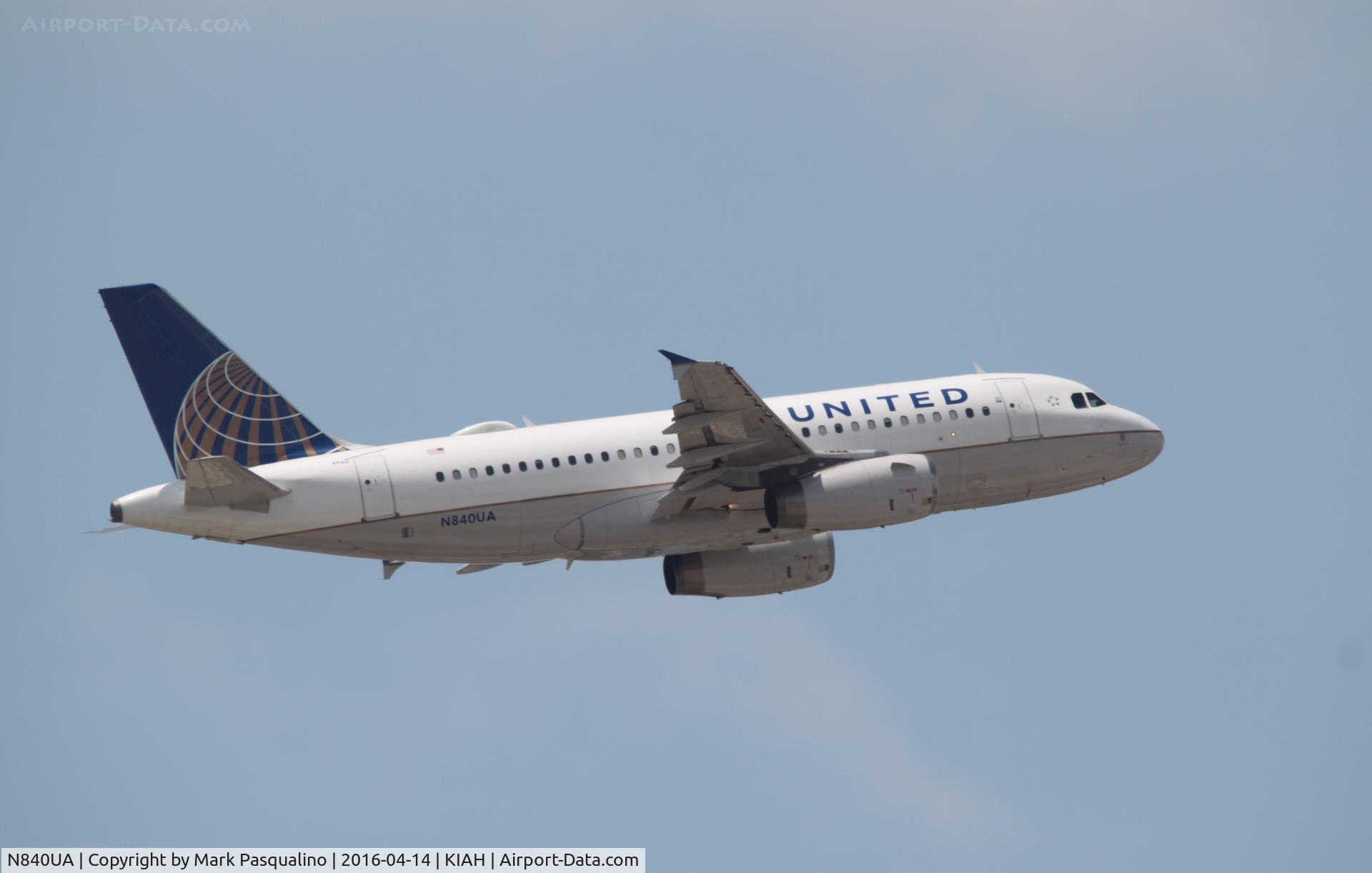N840UA, 2001 Airbus A319-131 C/N 1522, Airbus A319