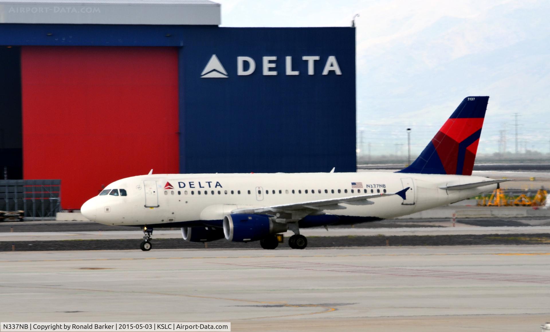 N337NB, 2002 Airbus A319-114 C/N 1685, Taxi SLC