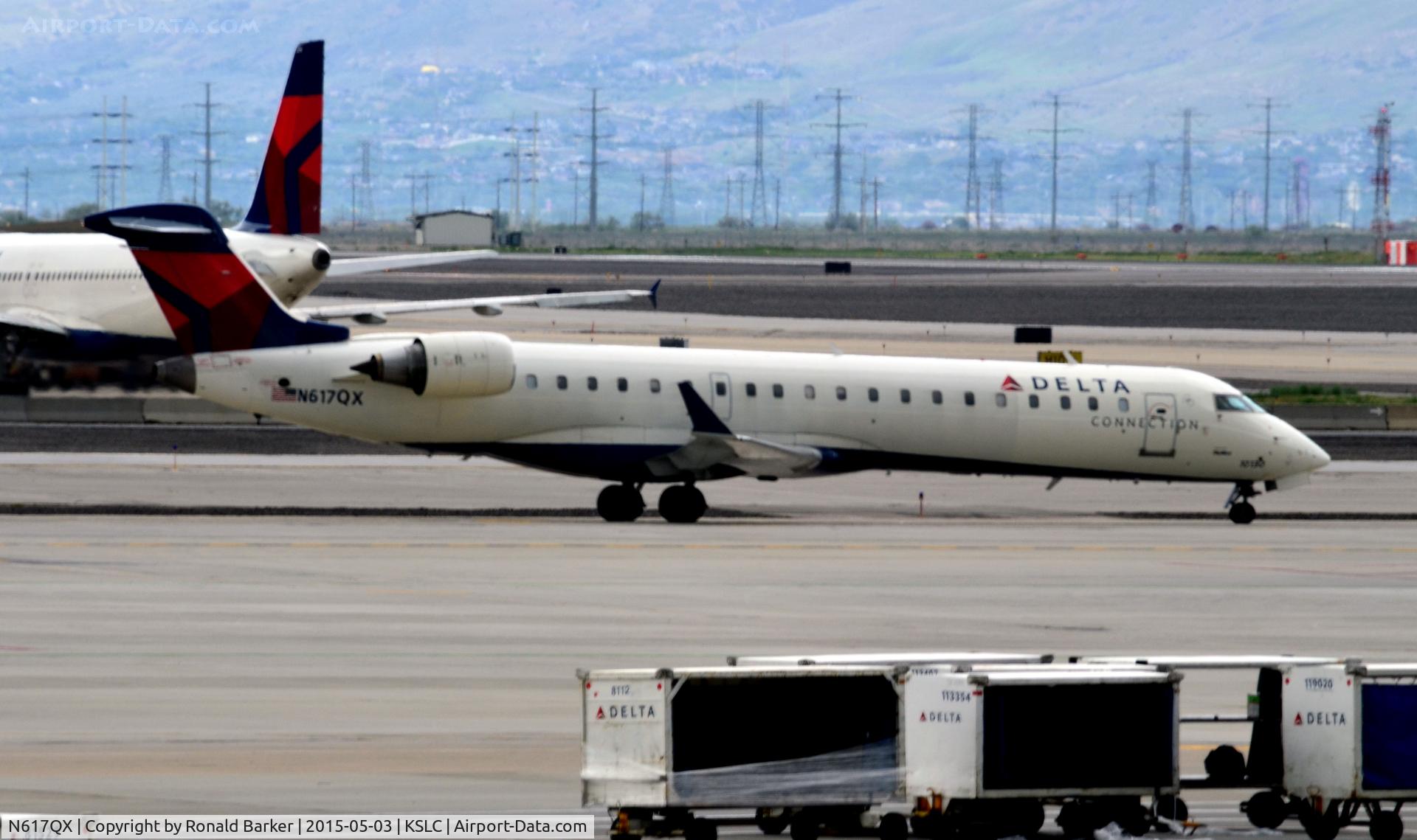 N617QX, 2003 Bombardier CRJ-701 (CL-600-2C10) Regional Jet C/N 10130, Taxi SLC