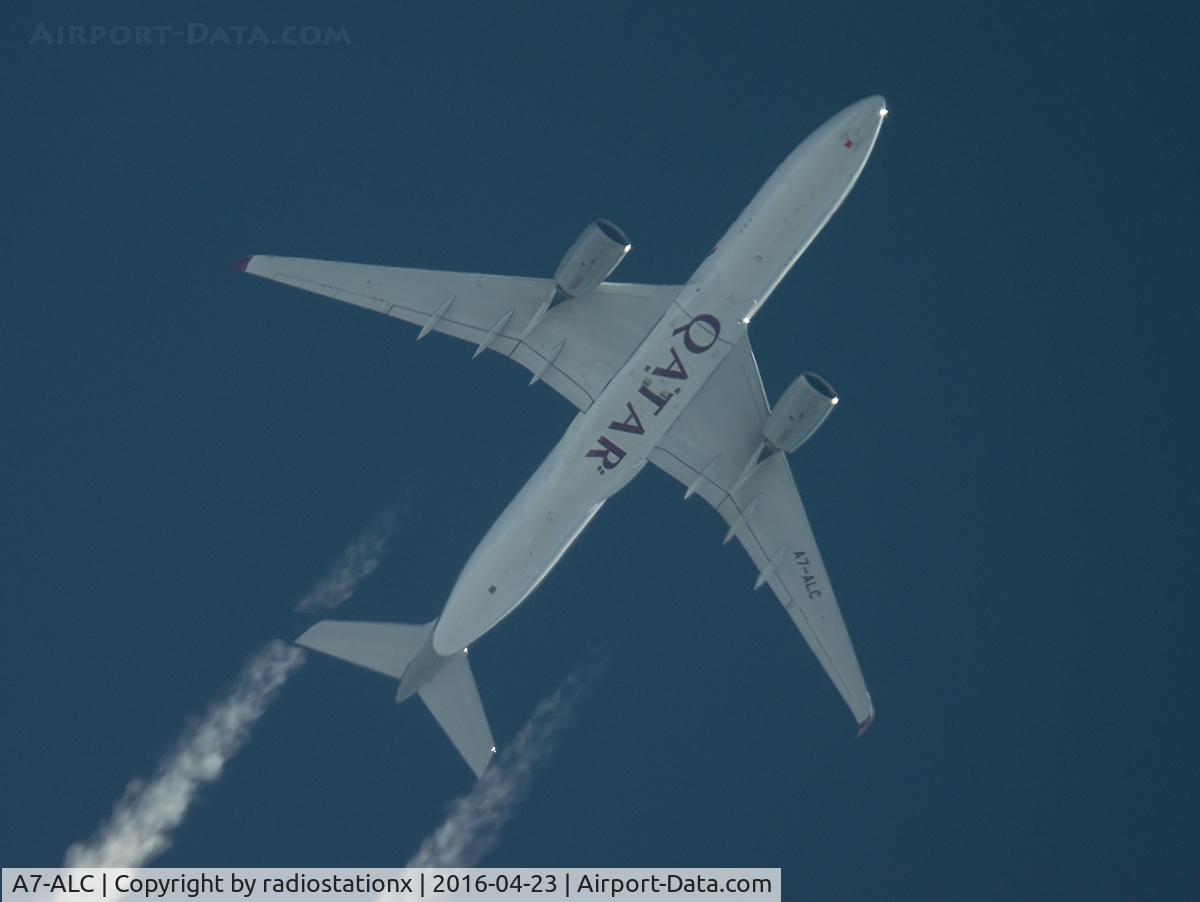 A7-ALC, 2015 Airbus A350-941 C/N 009, 23-4-2016 Qatar Airways A350-900 A7-ALC Passes overhead West Lancashire,England,UK at 38,000ft working route Doha-Boston QTR743.
Pentax K-5.
