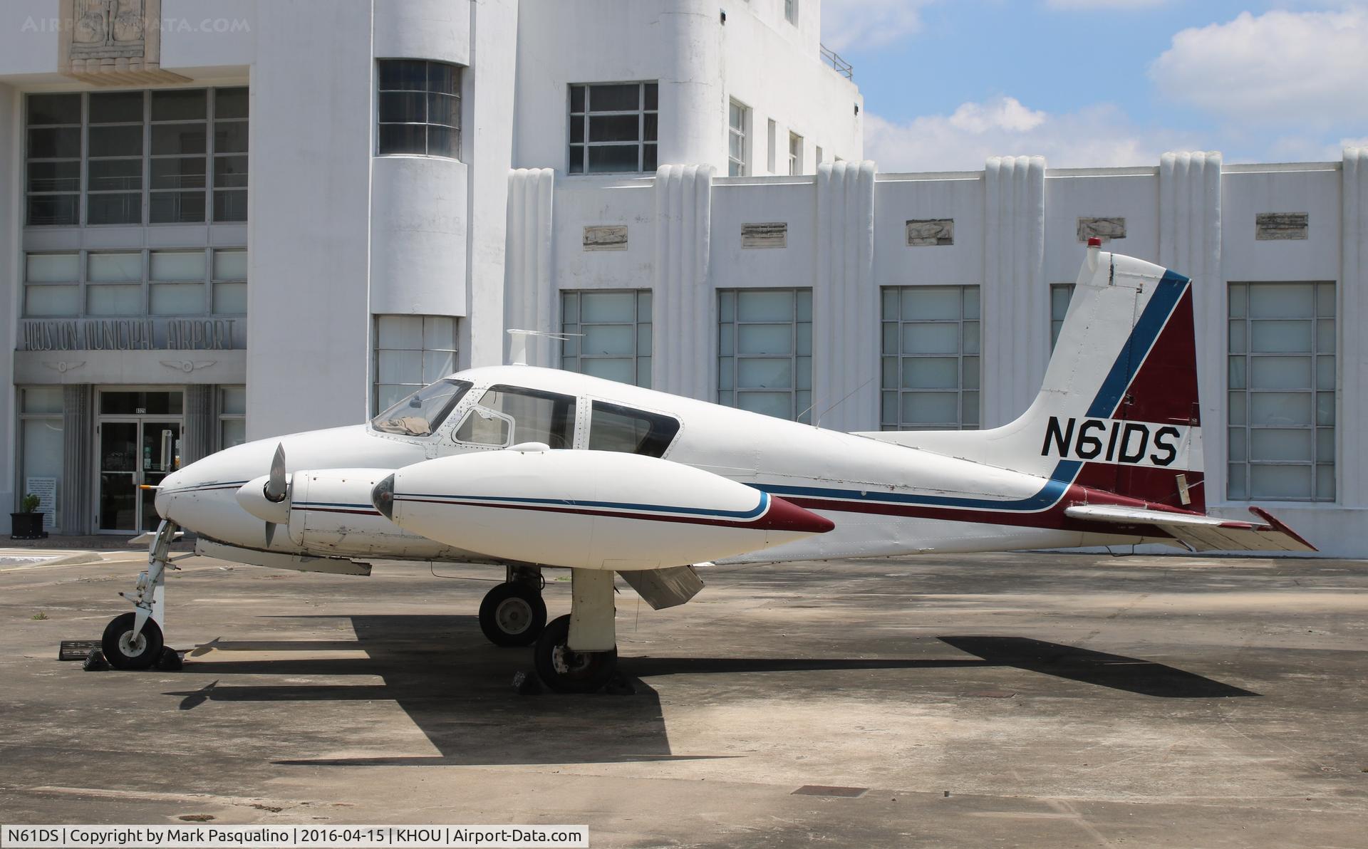 N61DS, 1956 Cessna 310 C/N 35317, Cessna 310