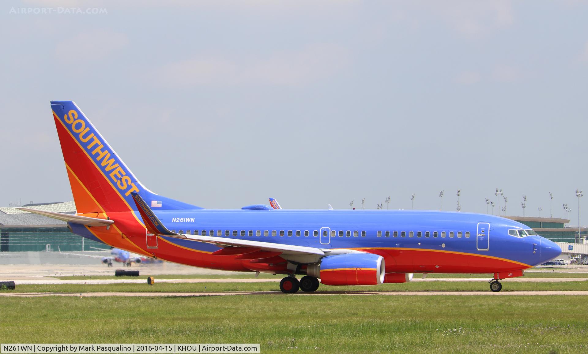 N261WN, 2006 Boeing 737-7H4 C/N 32517, Boeing 737-700