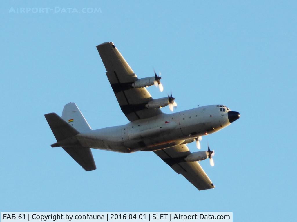 FAB-61, 1959 Lockheed C-130B Hercules C/N 282-3549, leaving El Trompillo