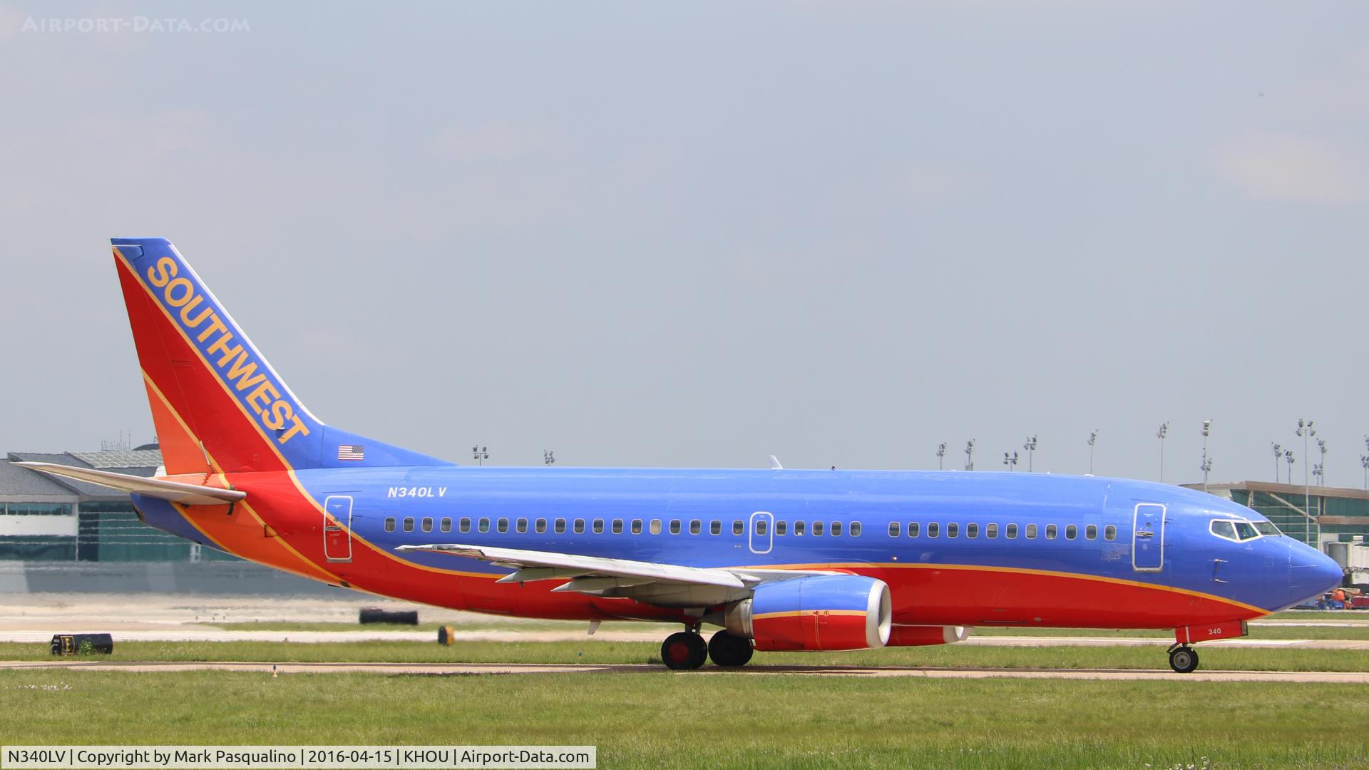 N340LV, 1987 Boeing 737-3K2 C/N 23738, Boeing 737-300