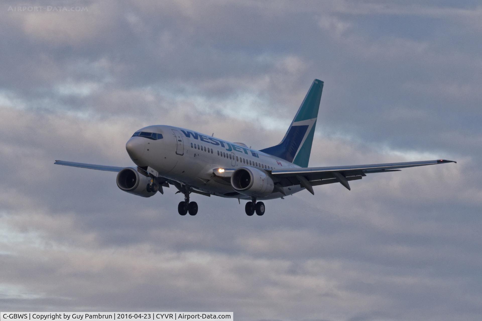 C-GBWS, 2006 Boeing 737-6CT C/N 34288, Landing