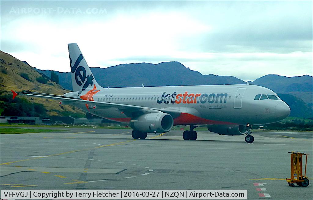 VH-VGJ, 2010 Airbus A320-214 C/N 4460, At Queenstown