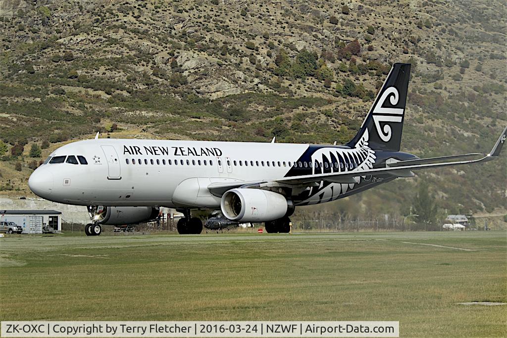 ZK-OXC, 2013 Airbus A320-232 C/N 5847, At Queenstown