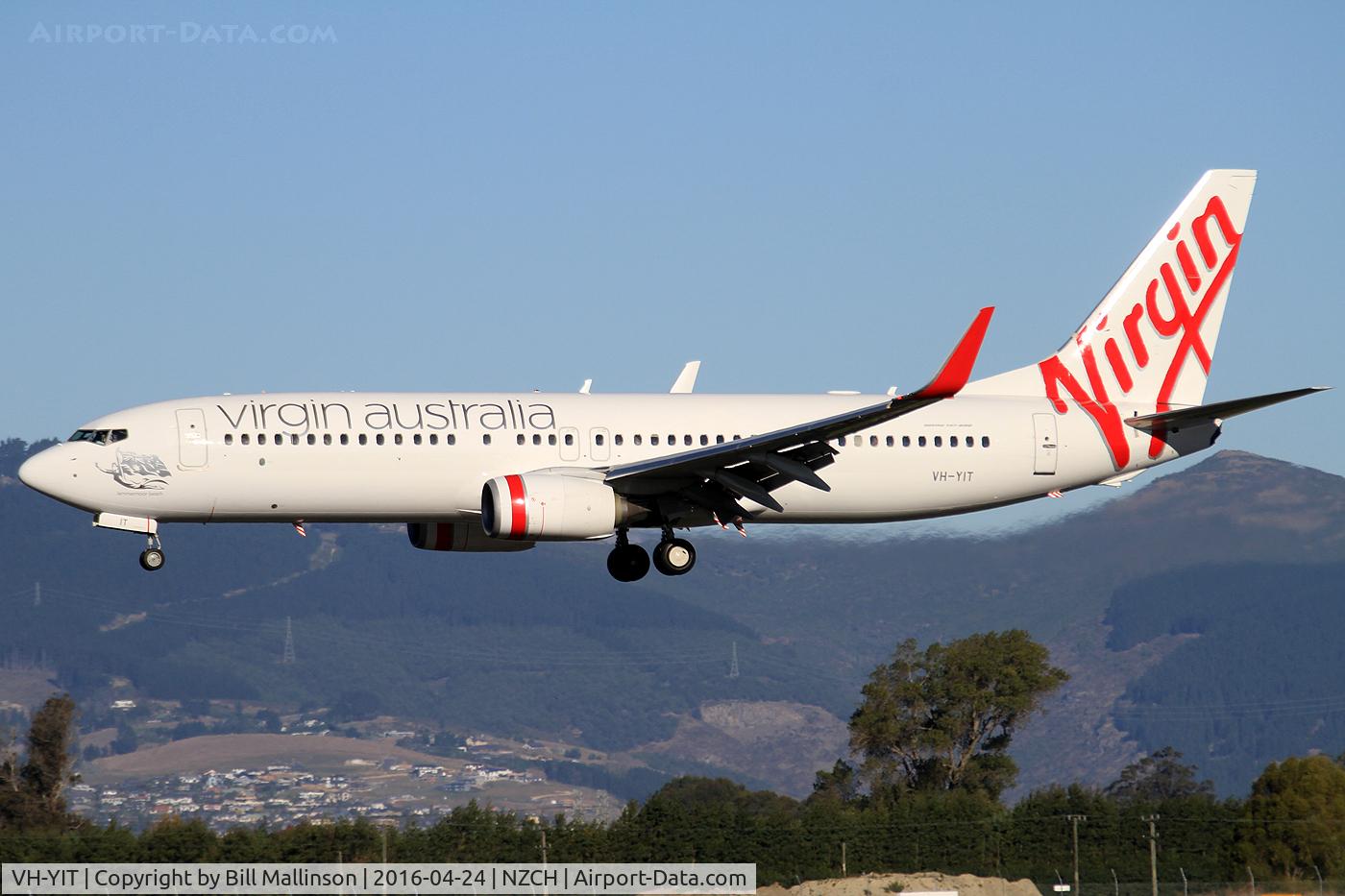 VH-YIT, 2012 Boeing 737-8FE C/N 38717, VA126 from BNE