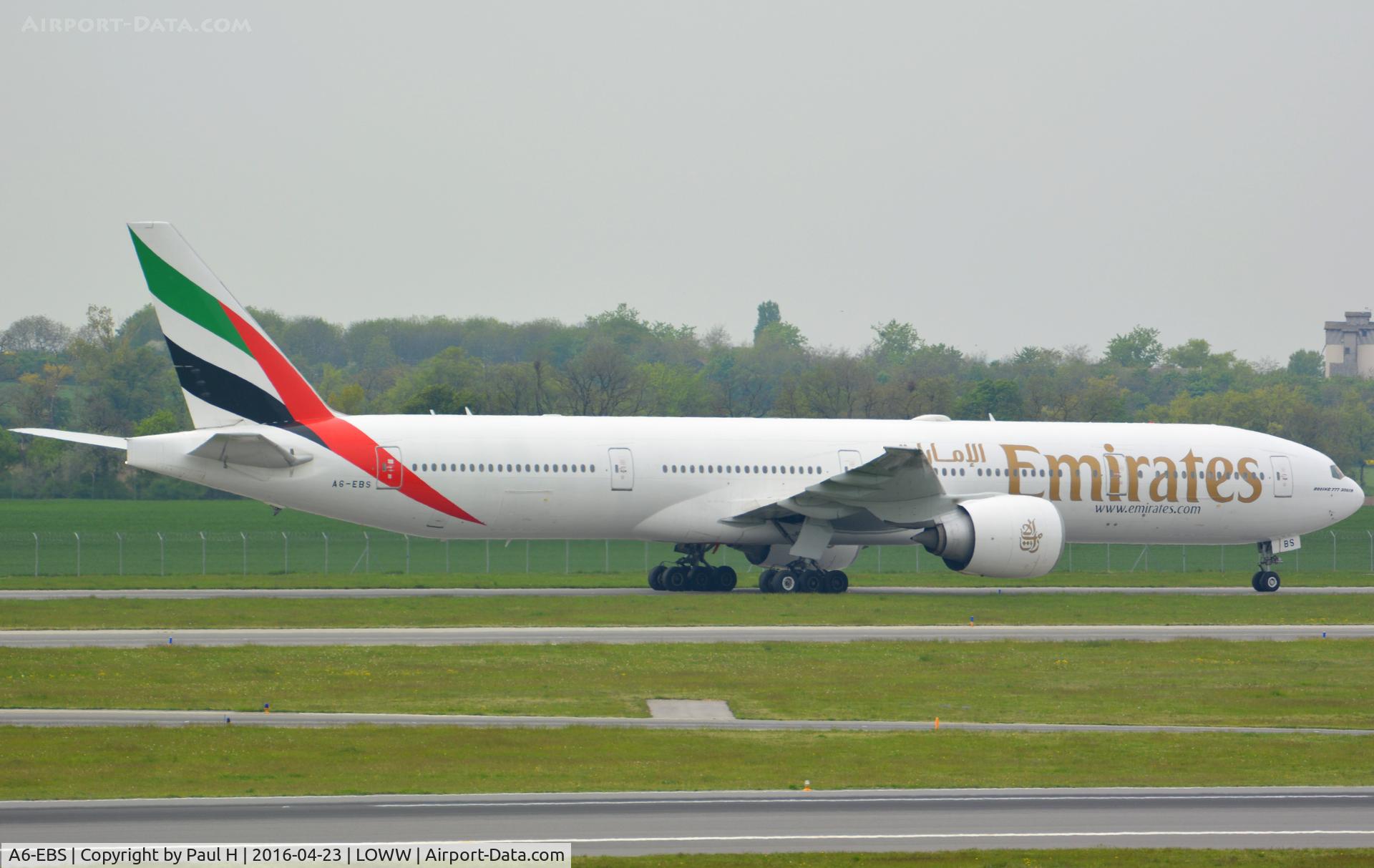 A6-EBS, 2006 Boeing 777-31H/ER C/N 32715, B777 at VIE/LOWW