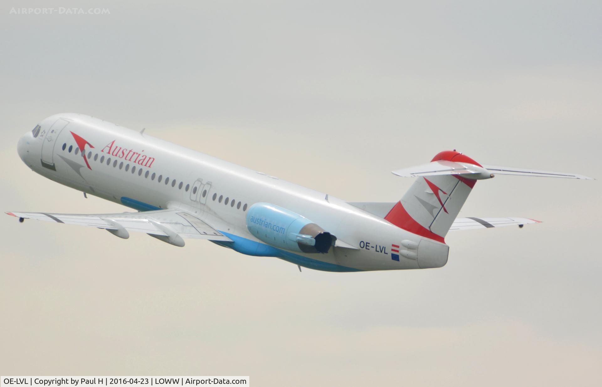 OE-LVL, 1992 Fokker 100 (F-28-0100) C/N 11404, Fokker100 at VIE/LOWW
